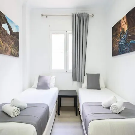 Apartment House In Palmas De Gran Canaria